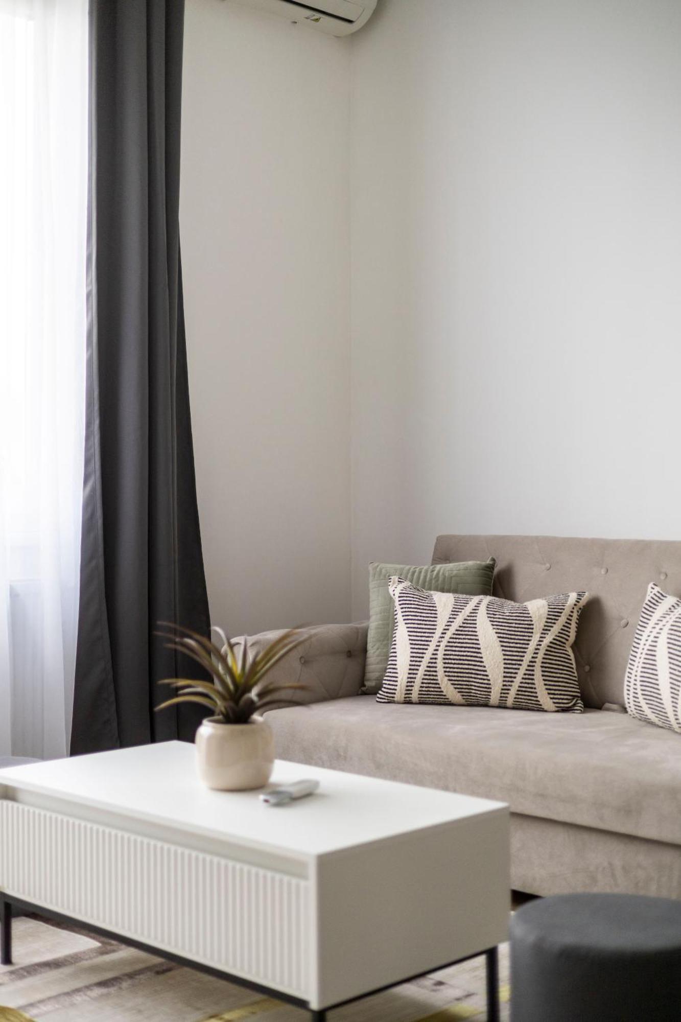 Luxy Central Spacious & Cozy Residence With Balcony Budapest Esterno foto